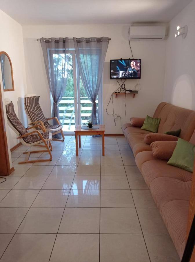 Nemira Beach Apartments Омиш Экстерьер фото