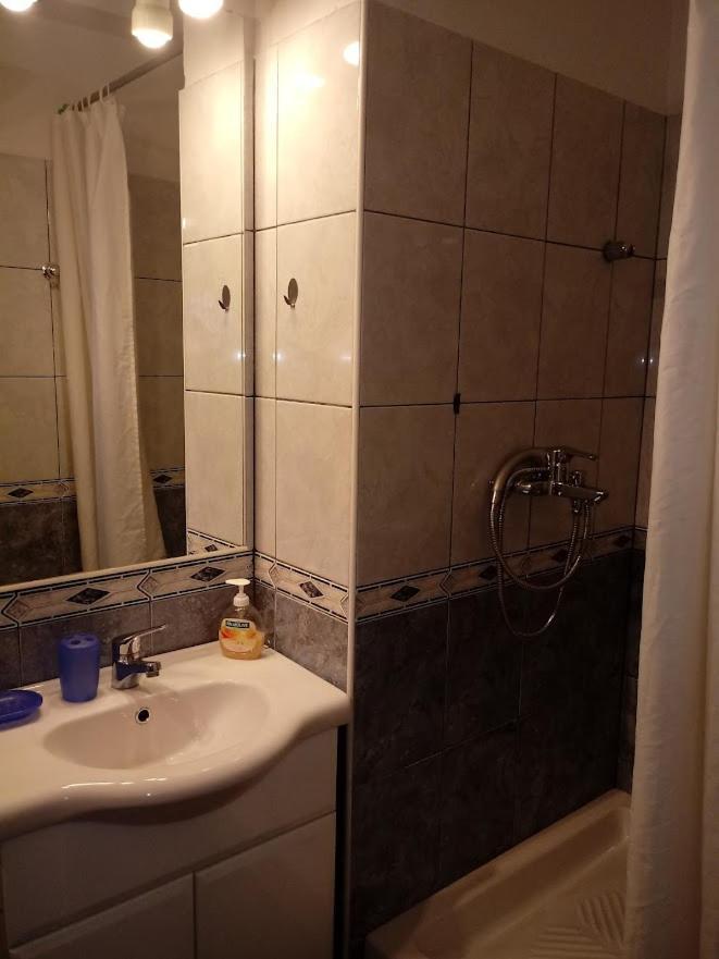 Nemira Beach Apartments Омиш Экстерьер фото
