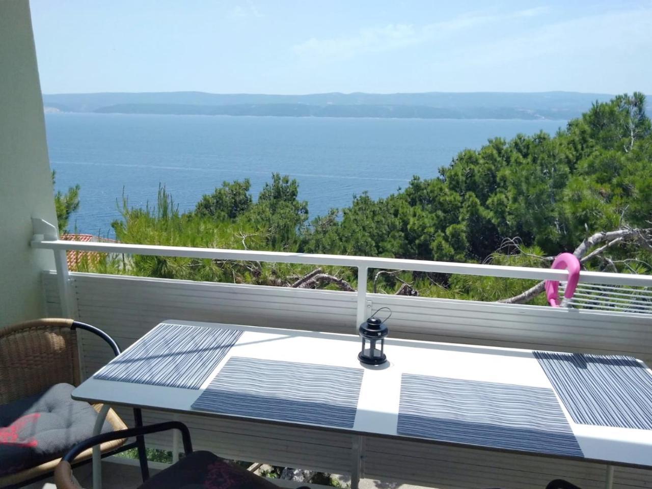 Nemira Beach Apartments Омиш Экстерьер фото